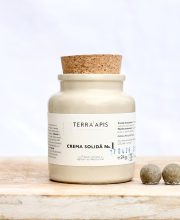 Apiarium, ovule, propolis, laptisor de matcă